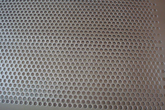 ASTM SS304H SS স্টিল প্লেট 3mm কোল্ড রোলড রাউন্ড হোল পাঞ্চড শীট AISI